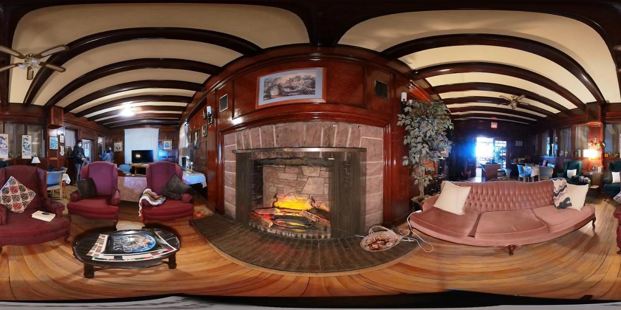 Red Rock Inn Экстерьер фото